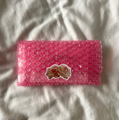 heart + ribbon envelope (black lace)