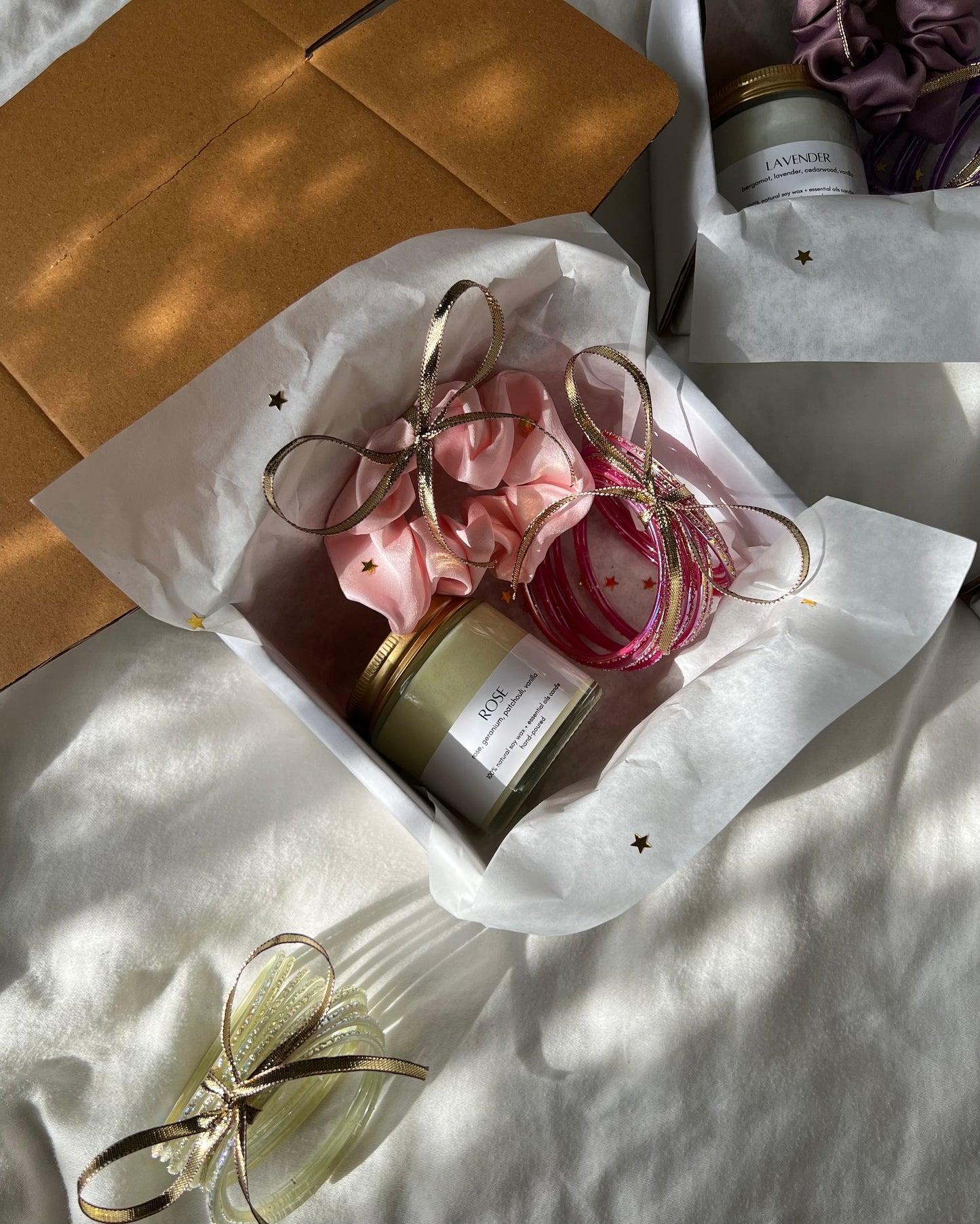 rose eid box 💗🌙🕯️✨